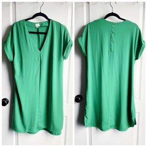 NWOT, AND Kelly green shift dress